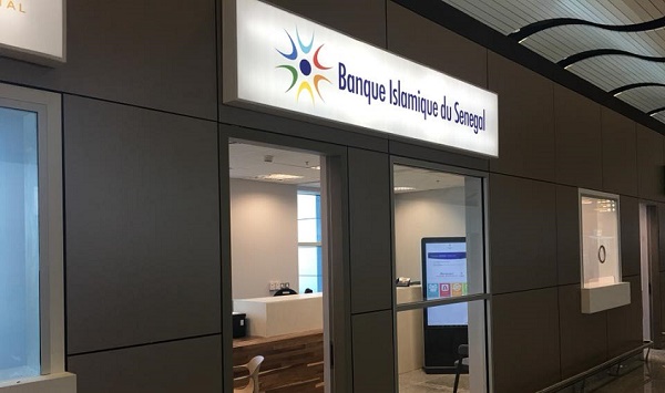 La Banque islamique, pas dans le Halal: Une mafia interne vidait les comptes des clients La Banque islamique, pas dans le Halal: Une mafia interne vidait les comptes des clients