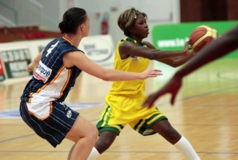 Fatou Dieng, meneuse des Lionnes : "Je suis célibataire"