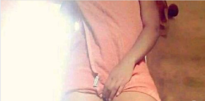 Soupçonnant l’amie de son amant d’adultère. Elle envoie ses photos nue à son mari