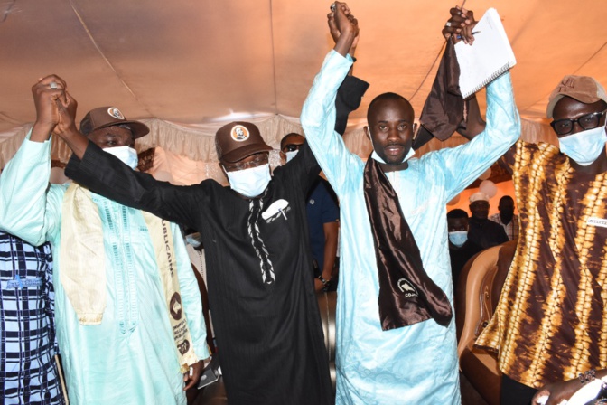 Sangalkam. Ousseynou Diallo rejoint le ministre Oumar Gueye pour une victoire de Bby au soir du 23 janvier 2022.
