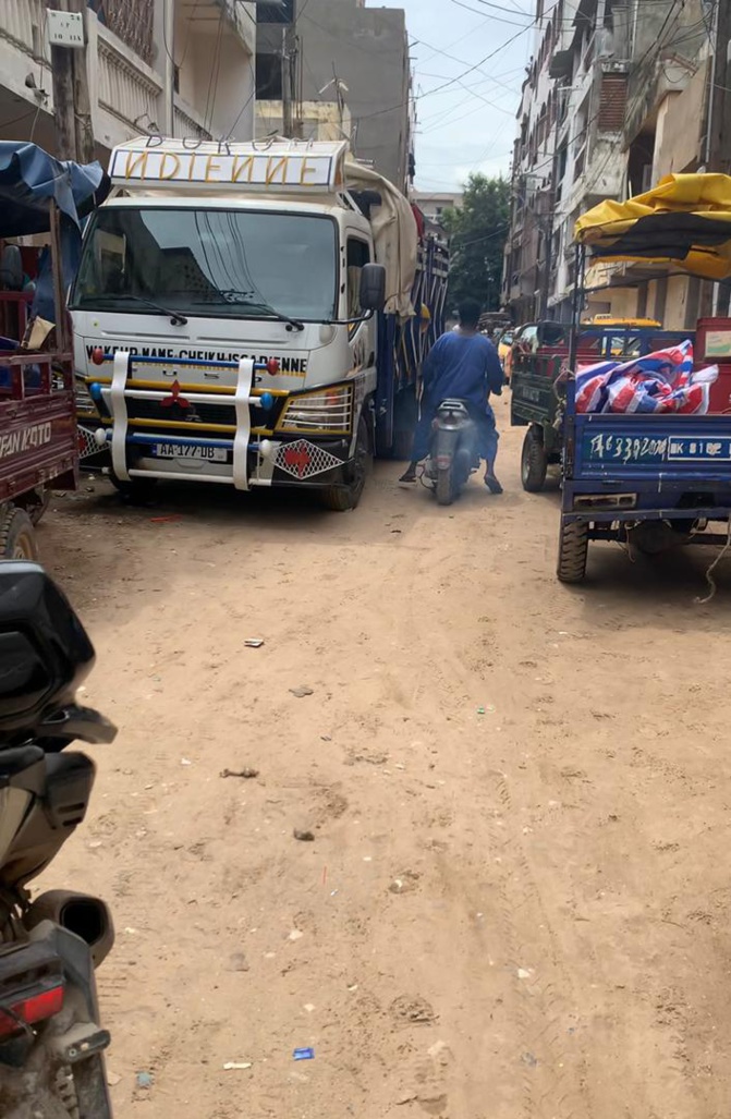 Commune de Biscuiterie : calvaire et menace planent sur les habitants quartier riverain du Marché « Nguélaw » Commune de Biscuiterie : calvaire et menace planent sur les habitants quartier riverain du Marché « Nguélaw »