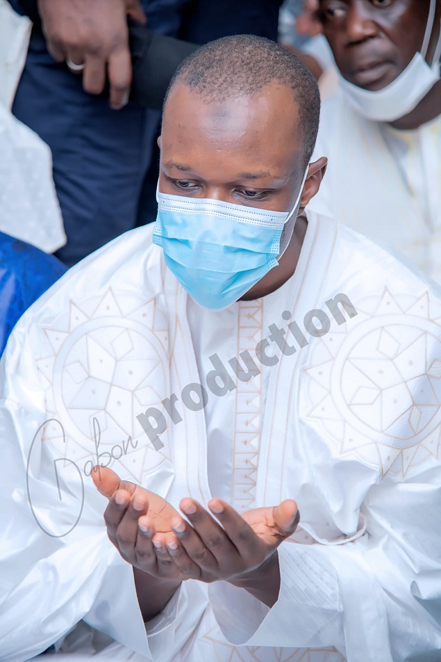 Ousmane Sonko et sa délégation reçus par Serigne Mountakha Bassirou Mbacke : les images d’une visite pré-Magal Ousmane Sonko et sa délégation reçus par Serigne Mountakha Bassirou Mbacke : les images d’une visite pré-Magal