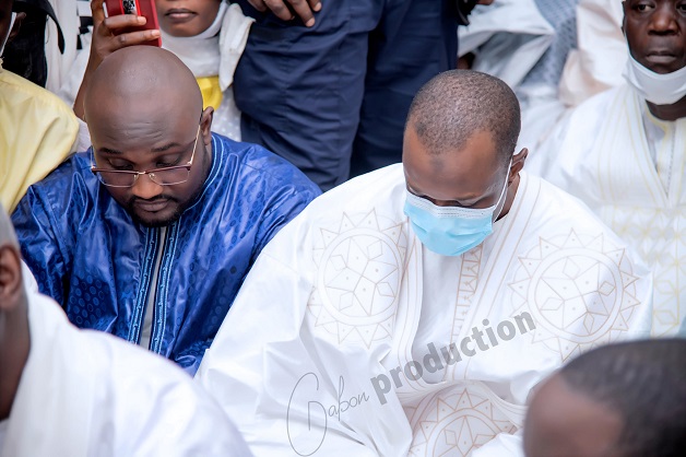 Ousmane Sonko et sa délégation reçus par Serigne Mountakha Bassirou Mbacke : les images d’une visite pré-Magal Ousmane Sonko et sa délégation reçus par Serigne Mountakha Bassirou Mbacke : les images d’une visite pré-Magal