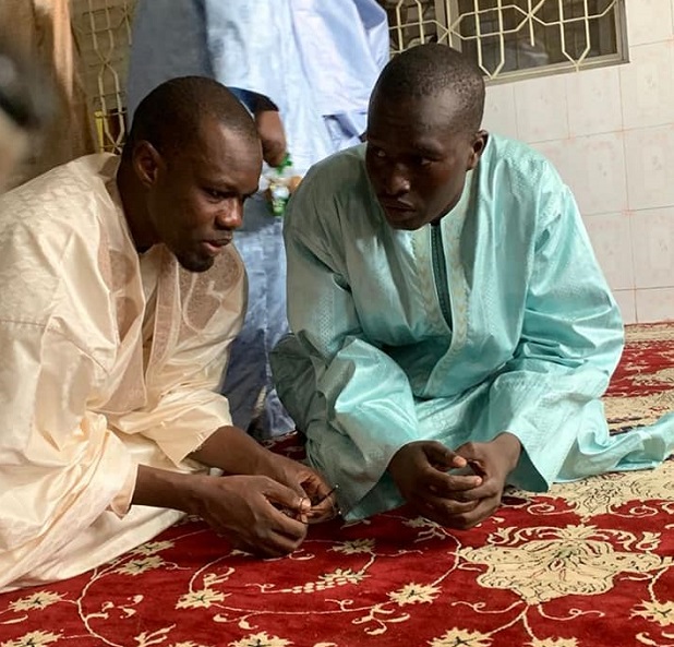 Célébration du Magal: Ousmane Sonko en toute discrétion chez Cheikh Ahmadou Saliou Mbacké, Khalife de Serigne Saliou