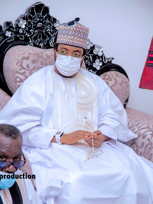 Magal de Touba: Cheikh Alassane Sène chez le Khalife général des Mourides