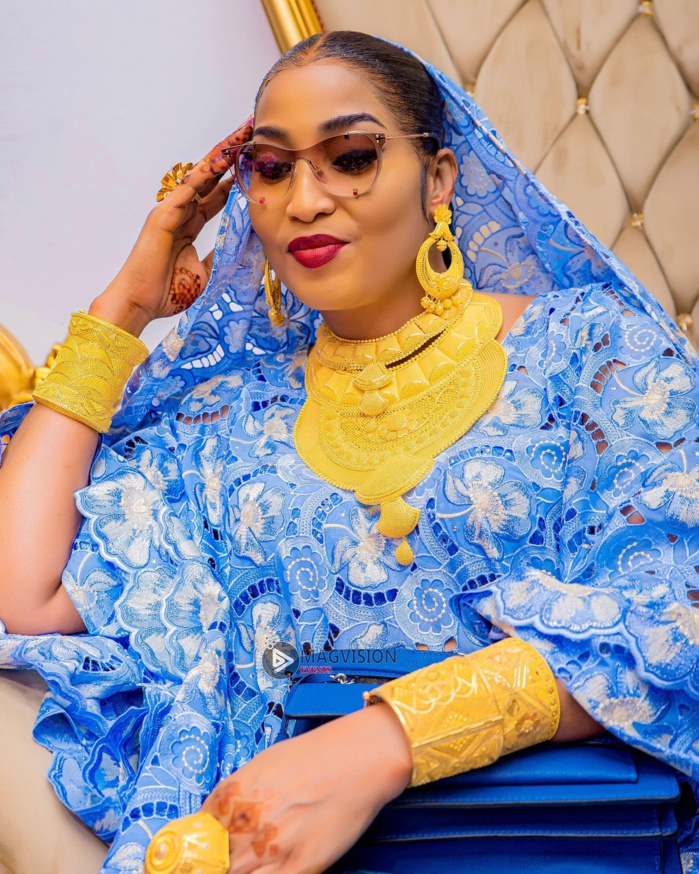 Magal 2021: L'épouse de Askia Touré, Ngoye Fall alias "la reine de l'or", fait encore parler d'elle (Photos)