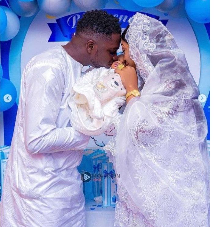 Carnet rose : Thianar de la série « Infidèles » baptise son nouveau-né (Photos) Carnet rose : Thianar de la série « Infidèles » baptise son nouveau-né (Photos)