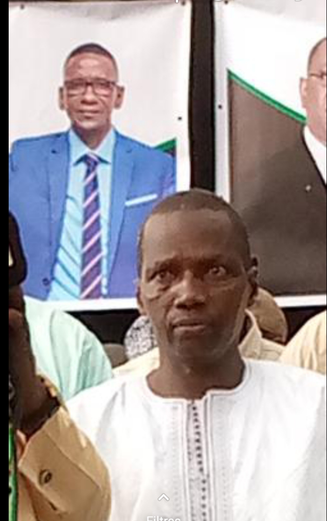 Locales- Madina Yoro Foula: Le maire de Pata, Alioune Badara BALDÉ encense le Pr Cherif BALDÉ Locales- Madina Yoro Foula: Le maire de Pata, Alioune Badara BALDÉ encense le Pr Cherif BALDÉ
