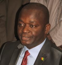 Alioune Sarr sur les lieux de l’incendie au Marché central de Thiès