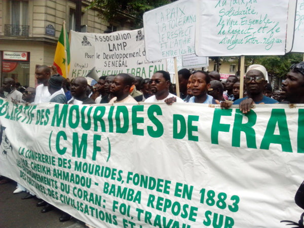[Photos] Paris: Les Mourides marchent pour la paix, la tolérance et le dialogue des cultures