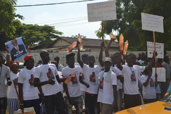 [Photos exclusives] Vivez les temps forts de la marche de l'opposition contre le régime de Macky Sall 