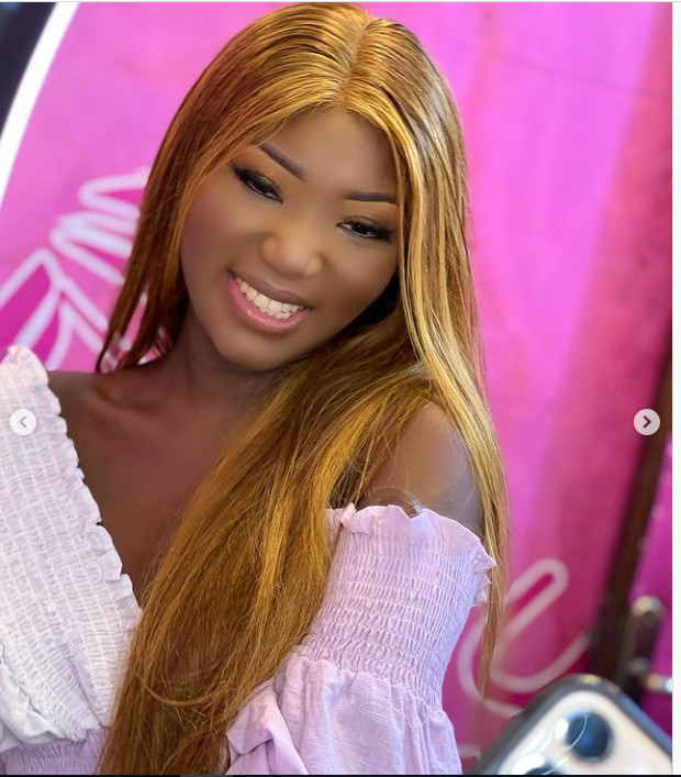 Make-up, sagnsé...Amy de la série Adja séduit ses followers (Photos)
