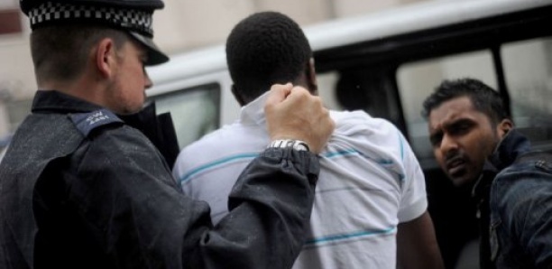 Trafic de faux papiers: 16 Sénégalais arrêtés en Espagne