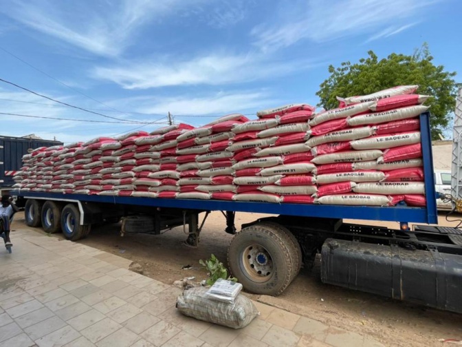Kaolack Gamou 2021: 150 tonnes de riz, 400 boeufs offerts aux familles religieuses par Rahma Kaolack Gamou 2021: 150 tonnes de riz, 400 boeufs offerts aux familles religieuses par Rahma