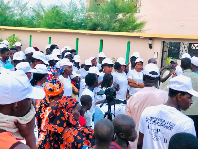 Pour la Paix et la Stabilité dans le pays : Après Dakar L'APD marche  à Darou Mouhty Pour la Paix et la Stabilité dans le pays : Après Dakar L'APD marche  à Darou Mouhty