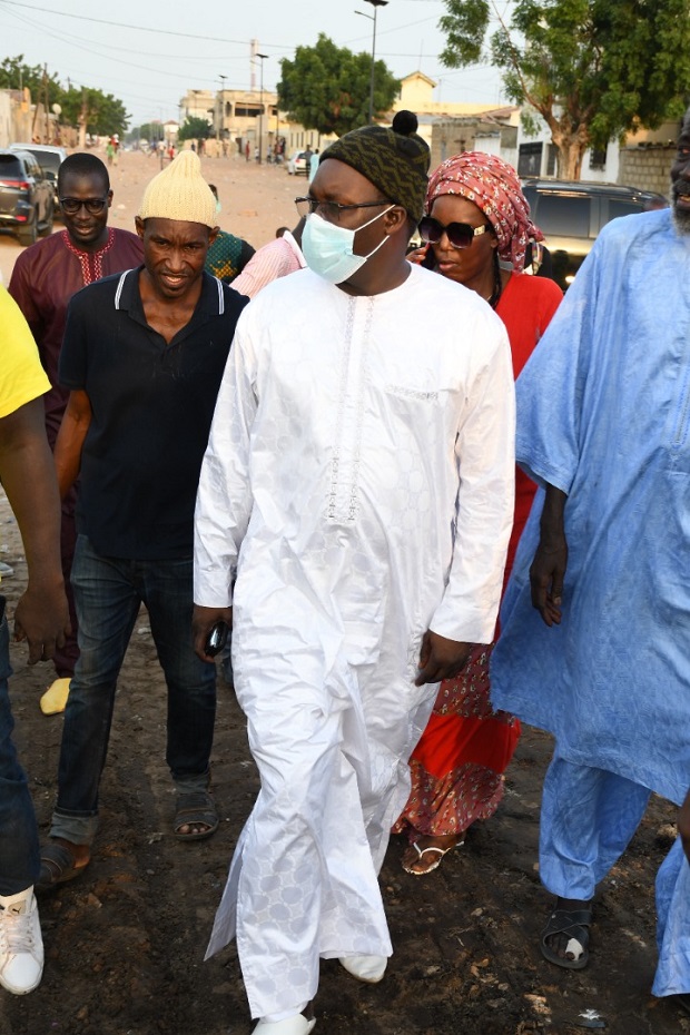 Diourbel ville propre : Medinatoul 3 remercie Pape Modou Fall Directeur de l’emploi Diourbel ville propre : Medinatoul 3 remercie Pape Modou Fall Directeur de l’emploi