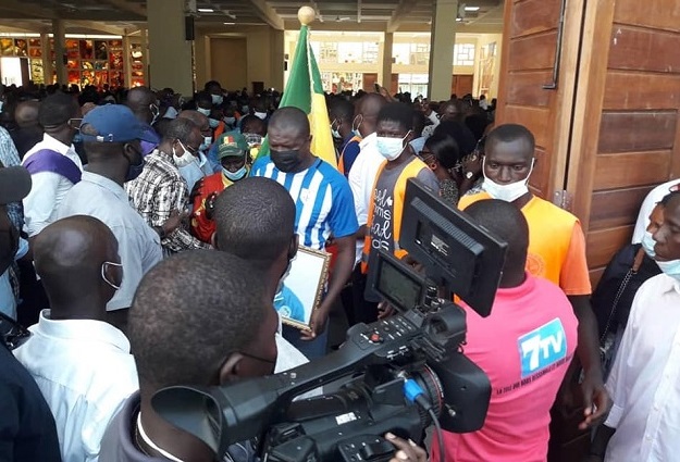 Joseph Koto, ancien international et coach du Sénégal repose à Saint Lazard: des images de la Levée du corps