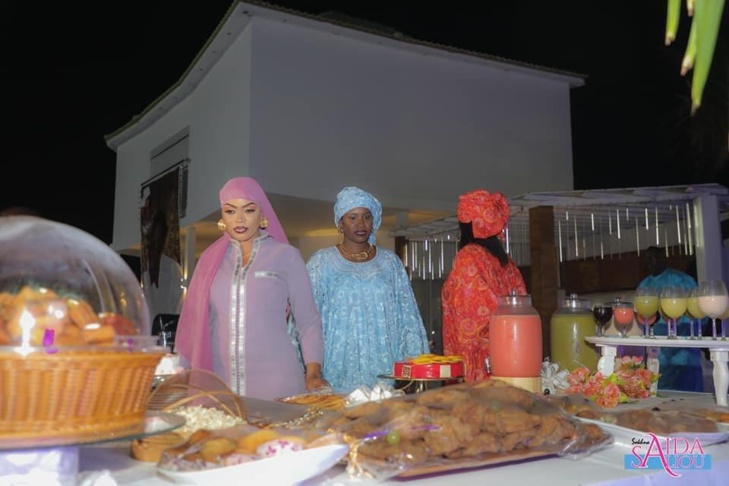 En exclusivité les photos de la célébration du Gamou 2021 chez Sokhna Aïda Diallo, en compagnie de Sokhna Bator et Sokhna Adja Saliou