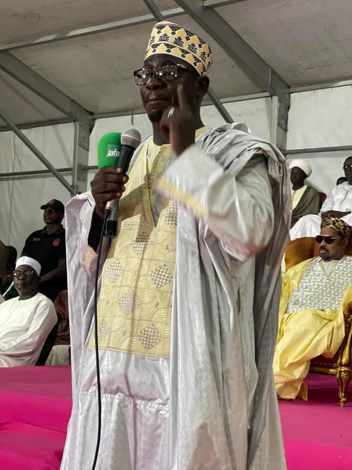 Images sur Gamou: Le berndé exceptionnel de Soxna Oumou Sy Dabakh et de Soxna Amina Niasse, chez Dr. Ahmed Khalifa Niasse