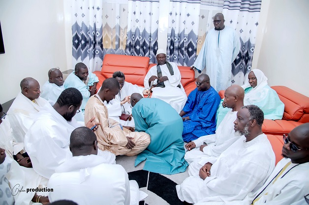 Baptême du fils de Serigne Souhaïbou Mbacké: Le bébé porte le nom de son grand-père Serigne Mountakha Mbacké Baptême du fils de Serigne Souhaïbou Mbacké: Le bébé porte le nom de son grand-père Serigne Mountakha Mbacké