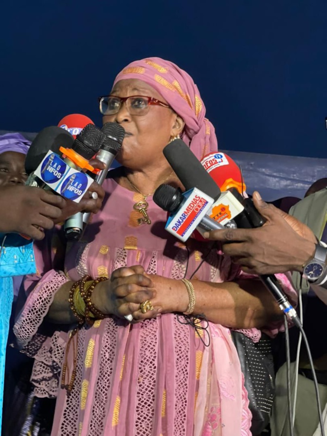 Élections locales 2022 à Keur Massar Nord / La coalition BBY investit le Ministre Assome Aminata Diatta Élections locales 2022 à Keur Massar Nord / La coalition BBY investit le Ministre Assome Aminata Diatta