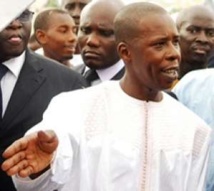 Affaire Dangote : Cheikh Amar persiste et signe…