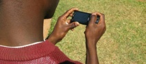 Scandale sexuel à Grand Yoff: Un film mettant en scène deux filles et un homme sur tous les téléphones