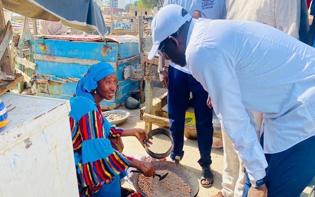 Quais de pêche de Yoff : Abdoulaye Diouf Sarr, candidat de la coalition BBY à la ville de Dakar en visite de précampagne