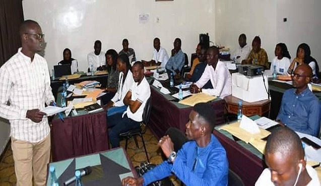 Missions locales pour l'Emploi et l'Entrepreneuriat: Séminaire de renforcement de capacités des Coordonnateurs des MILE et CICOM à Thiès Missions locales pour l'Emploi et l'Entrepreneuriat: Séminaire de renforcement de capacités des Coordonnateurs des MILE et CICOM à Thiès