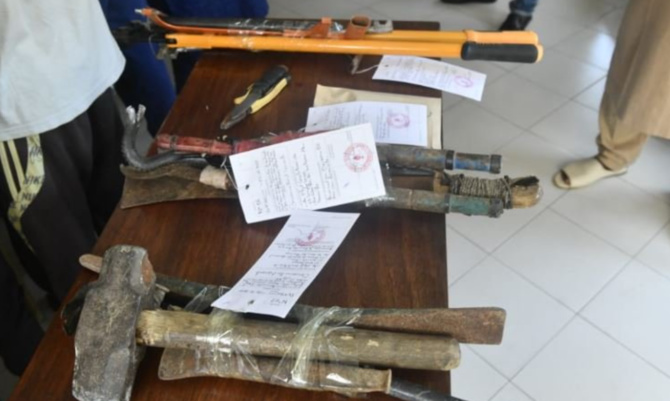 Thiès: La gendarmerie saisit un butin à faire pâlir les gros caïds Thiès: La gendarmerie saisit un butin à faire pâlir les gros caïds