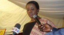 Mariama Sarr offre plus de 16.000 cahiers à Kaolack