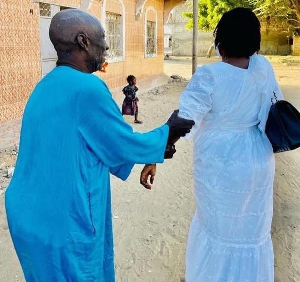 En balade à Saint-Louis, ces images touchantes de Marième Faye Sall (Photos)