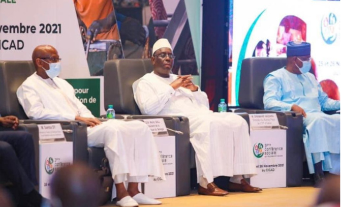 Protection sociale: Macky Sall gâte les retraités et ponctionne les travailleurs
