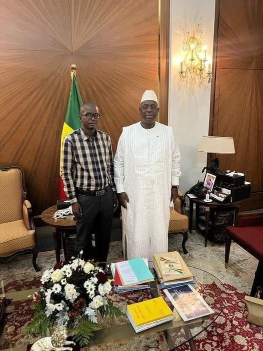 Arrêt sur image: Djibril Ngom, l'ancien mandataire de Yaw reçu au Palais