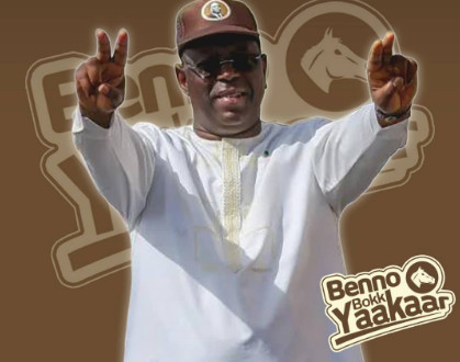 Charte de non-violence et retour du poste de PM: La jeunesse de Macky Sall fusille les non signataires et... Charte de non-violence et retour du poste de PM: La jeunesse de Macky Sall fusille les non signataires et...