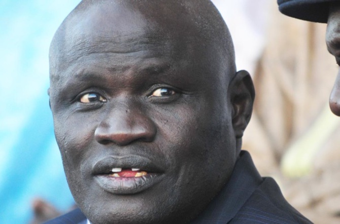 Propos irresponsables: Après sa bourde, Walfadjri met Gaston Mbengue sur "quatre appuis"