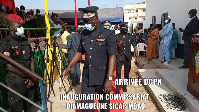 Rapport entre la police et les populations… Félix Diome parle aux policiers Rapport entre la police et les populations… Félix Diome parle aux policiers