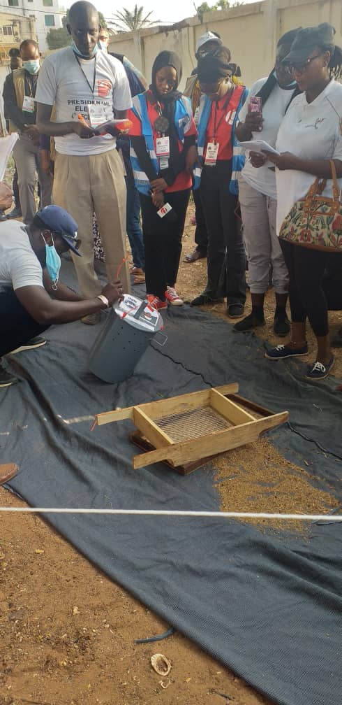 Gambie présidentielle: Le décompte en images Gambie présidentielle: Le décompte en images