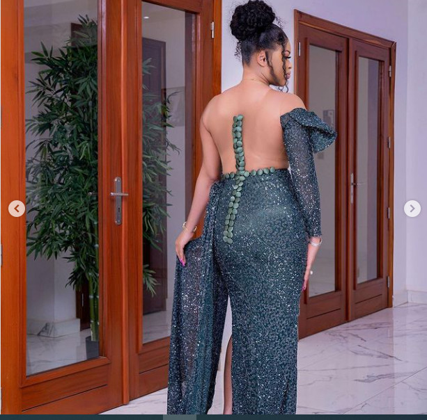 Dans une robe ultra décolletée, Marichou enflamme la toile (Photos) Dans une robe ultra décolletée, Marichou enflamme la toile (Photos)