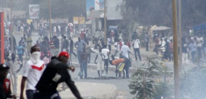 Affrontements entre étudiants et forces de l’ordre à l'Ucad