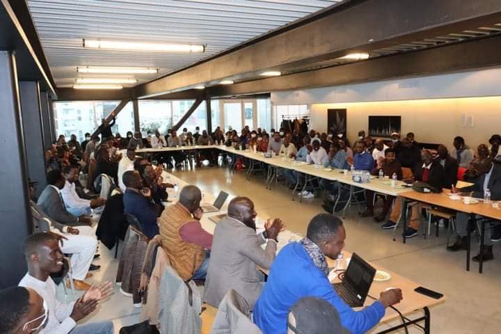 Les images de la réunion de Pastef France ! (Photos) Les images de la réunion de Pastef France ! (Photos)