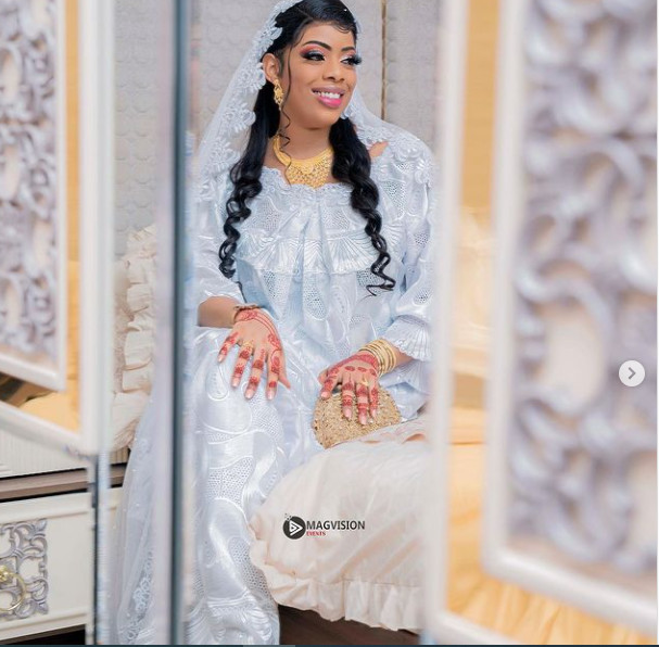Sala de la série Pod et Marichou, toute joyeuse lors du baptême de son bébé (Photos)