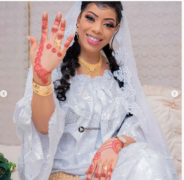 Sala de la série Pod et Marichou, toute joyeuse lors du baptême de son bébé (Photos)
