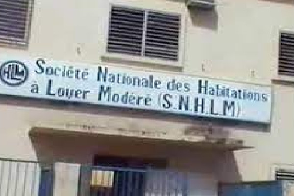 Leurs versements détournés par l’ex chef d’agence: La galère des acquéreurs de parcelles de la Sn-Hlm de Thiès Leurs versements détournés par l’ex chef d’agence: La galère des acquéreurs de parcelles de la Sn-Hlm de Thiès