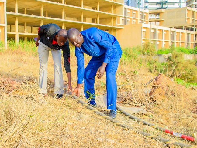 Renforcement de la disponibilité de l’Internet au Sénégal : L’accès au câble sous-marin, un des jalons du programme Smart Sénégal posé Renforcement de la disponibilité de l’Internet au Sénégal : L’accès au câble sous-marin, un des jalons du programme Smart Sénégal posé