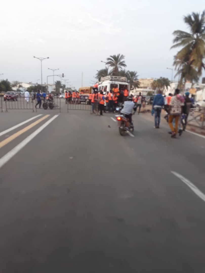 Place de la Nation: Flop total de la manif de Y en a Marre et de FRAPP ( Photos - Vidéo )