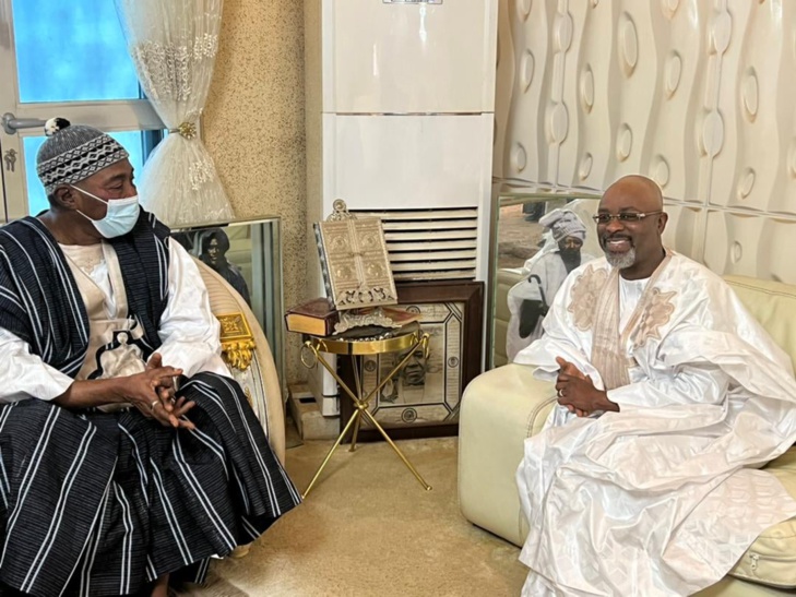 En visite à Touba: Cheikh Ameth Tidiane Bâ, candidat à la Mairie de la Médina, béni par Serigne Mountakha