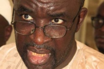 Moustapha Cissé Lô en délires: Qui va arrêter le fou du roi?
