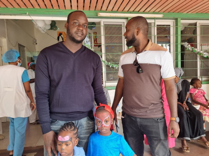 En images le personnel et leurs familles et les enfants hospitalisés en fête (Albert Royer)