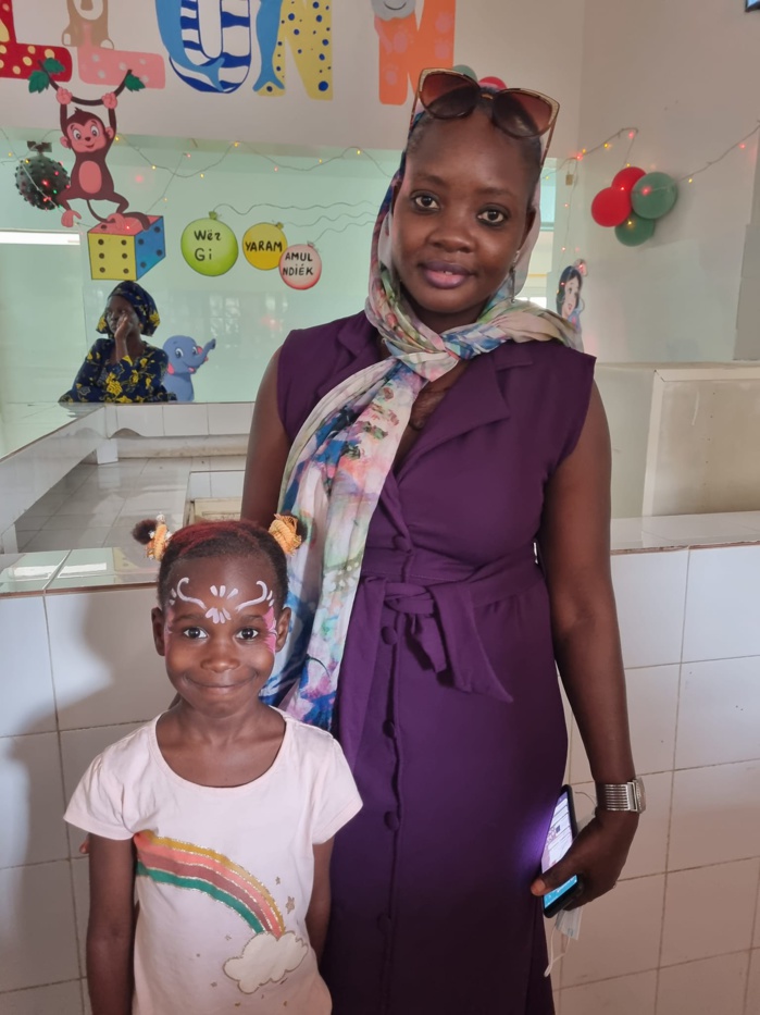 En images le personnel et leurs familles et les enfants hospitalisés en fête (Albert Royer)